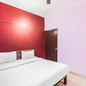 Hotel O Avni Residency