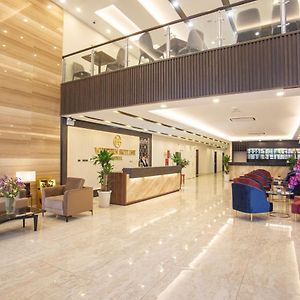 Western Skyline Hotel